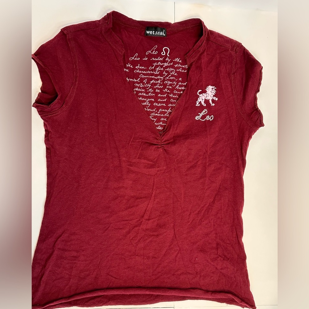 Wet seal zodiac top